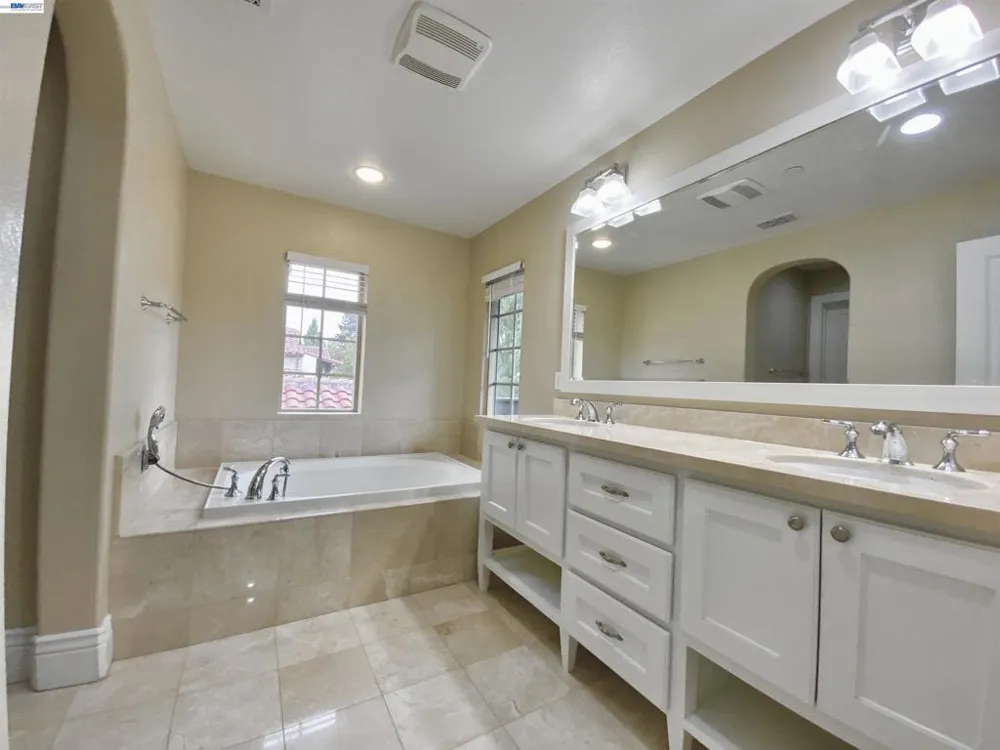 69 Pimentel Cir Milpitas, CA 95035