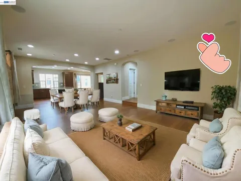 69 Pimentel Cir