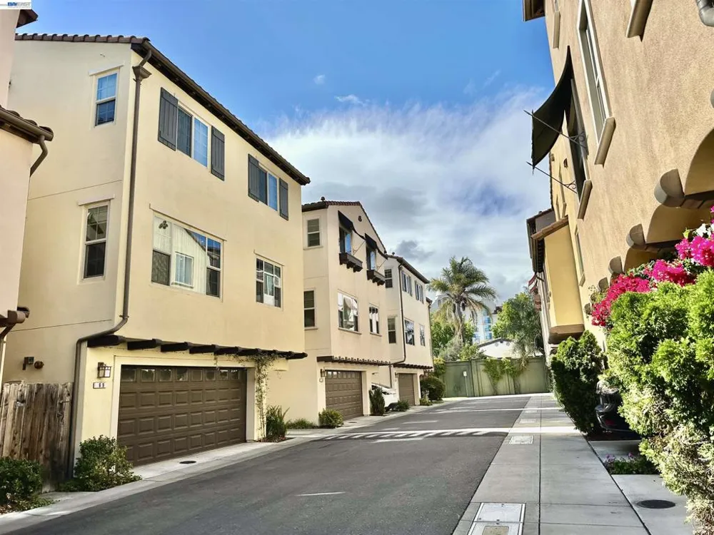 69 Pimentel Cir Milpitas, CA 95035