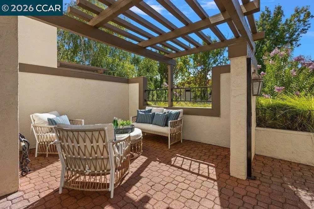 564 Churchill Downs Ct Walnut Creek, CA 94597