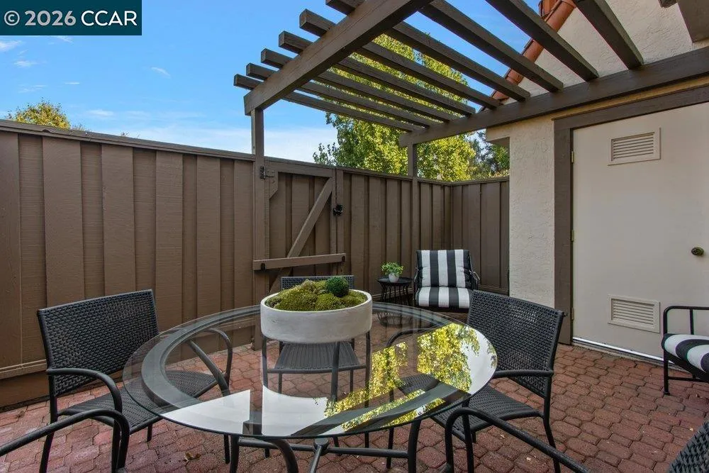 564 Churchill Downs Ct Walnut Creek, CA 94597