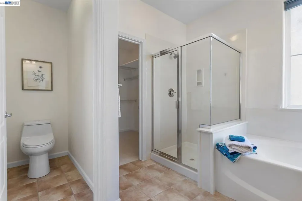 1169 Hillery Way Alameda, CA 94502