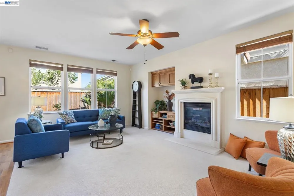 1169 Hillery Way Alameda, CA 94502