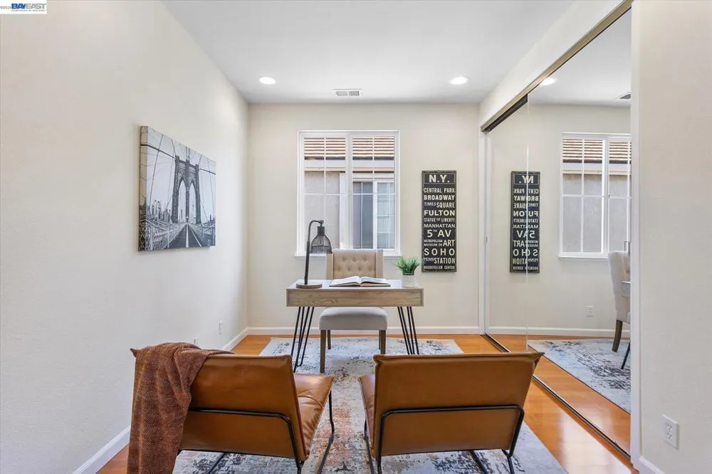 1169 Hillery Way Alameda, CA 94502