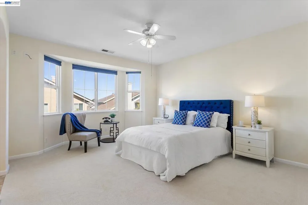 1169 Hillery Way Alameda, CA 94502