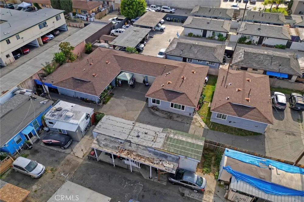 5540 Clara Street Bell Gardens, CA 90201