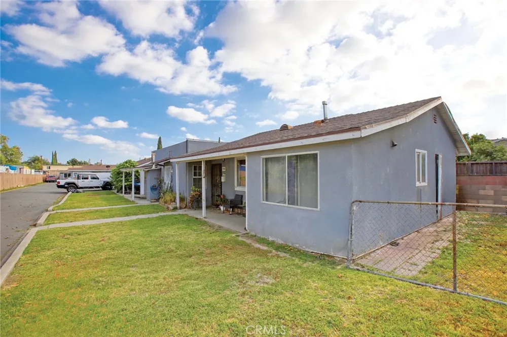 5540 Clara Street Bell Gardens, CA 90201