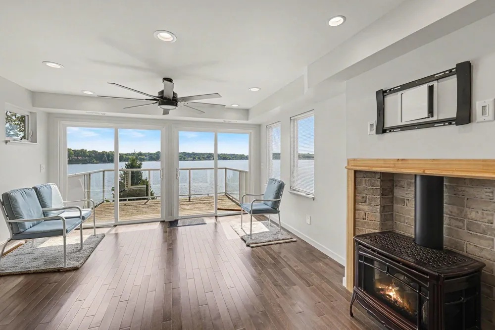 332 Ackerson Lake Drive Jackson, MI 49201