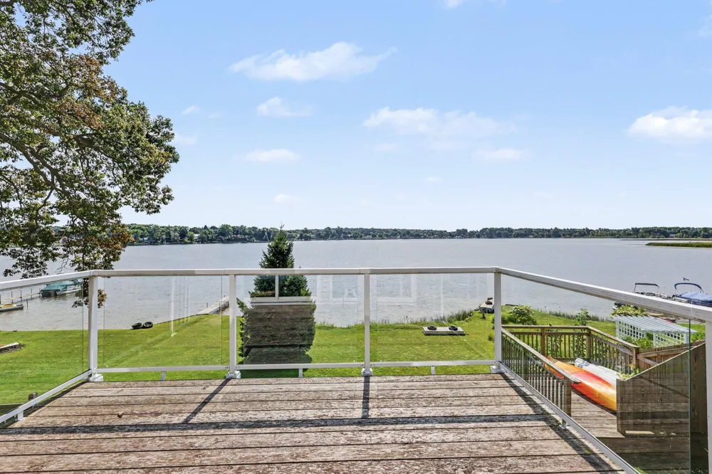 332 Ackerson Lake Drive Jackson, MI 49201
