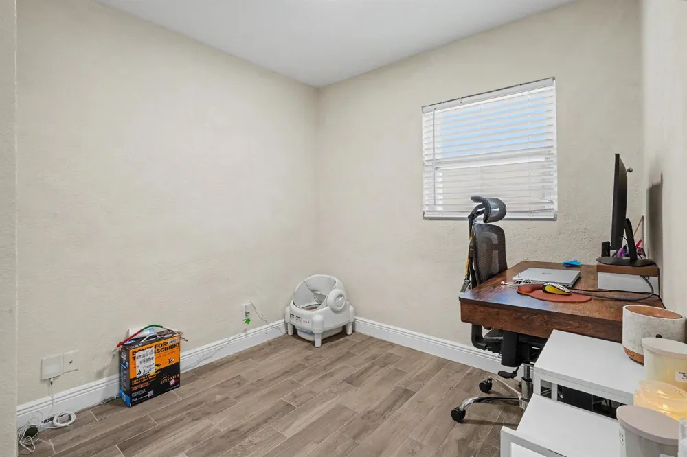 2480 NE 13th Terrace Pompano Beach, FL 33064