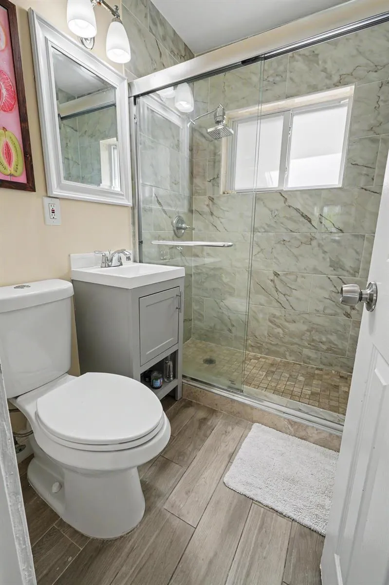 2480 NE 13th Terrace Pompano Beach, FL 33064