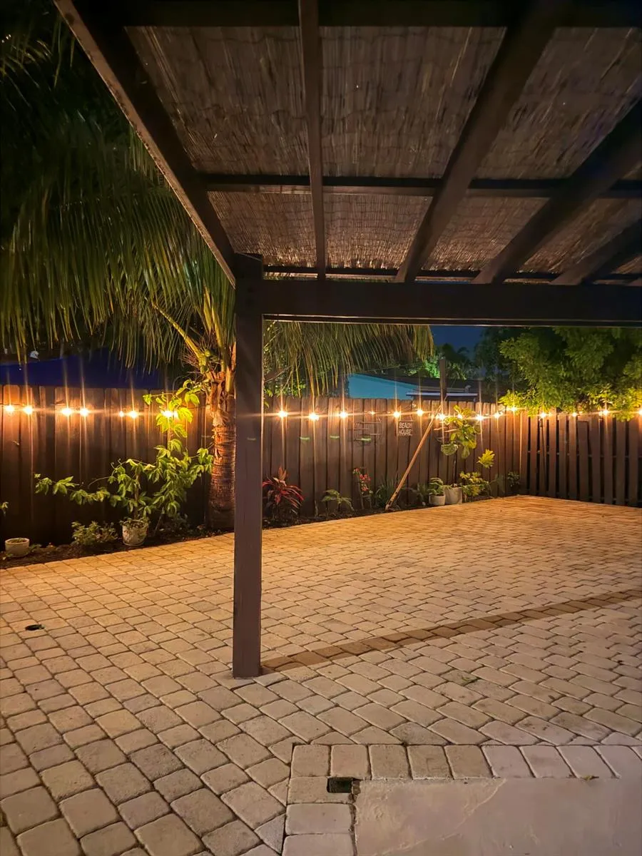 2480 NE 13th Terrace Pompano Beach, FL 33064