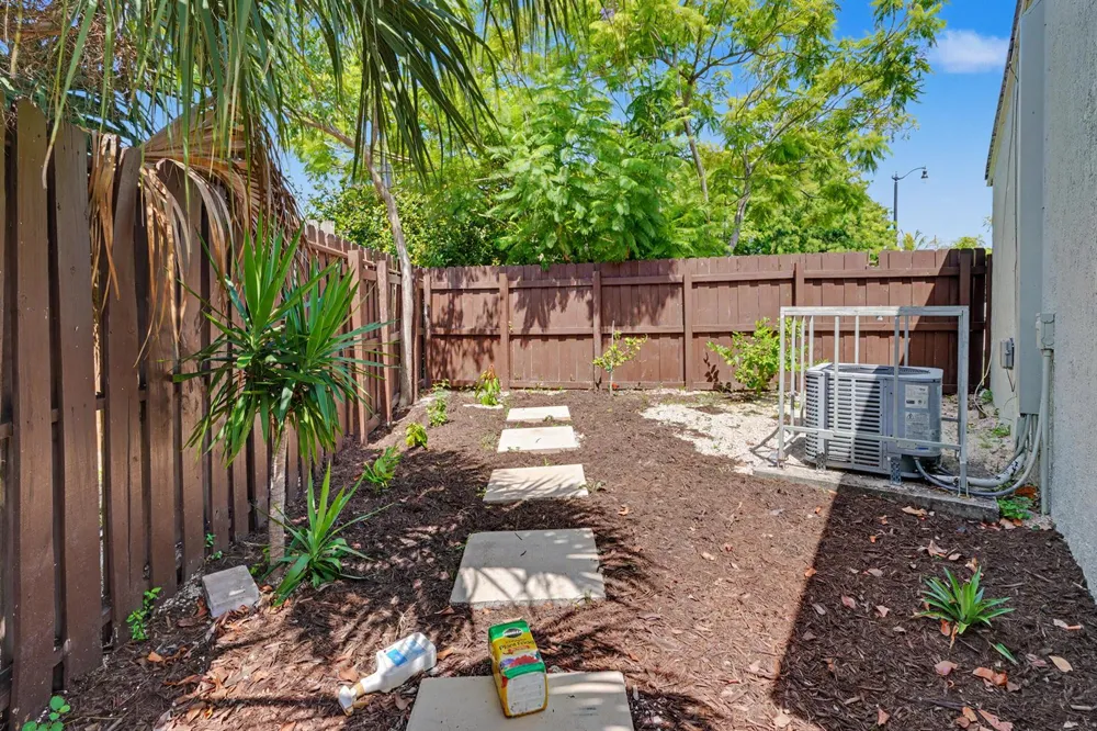 2480 NE 13th Terrace Pompano Beach, FL 33064