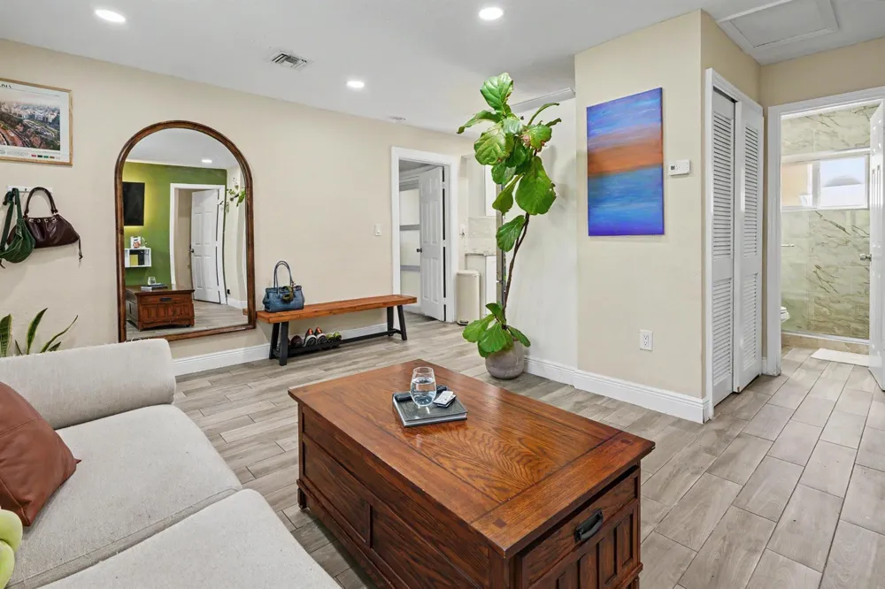 2480 NE 13th Terrace Pompano Beach, FL 33064