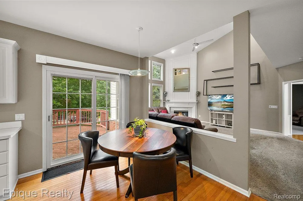 1909 Catlin Drive Rochester City, MI 48306