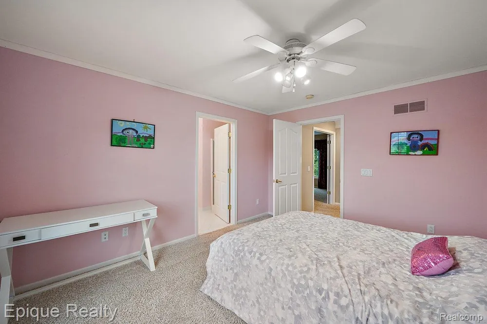 1909 Catlin Drive Rochester City, MI 48306