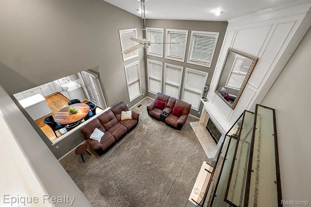 1909 Catlin Drive Rochester City, MI 48306