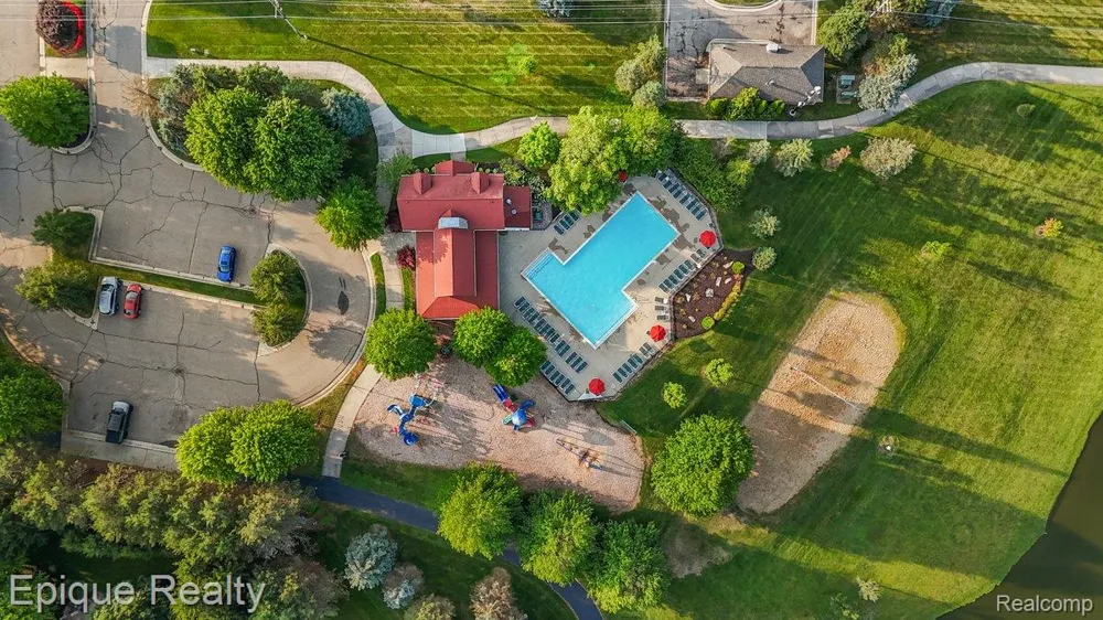 1909 Catlin Drive Rochester City, MI 48306