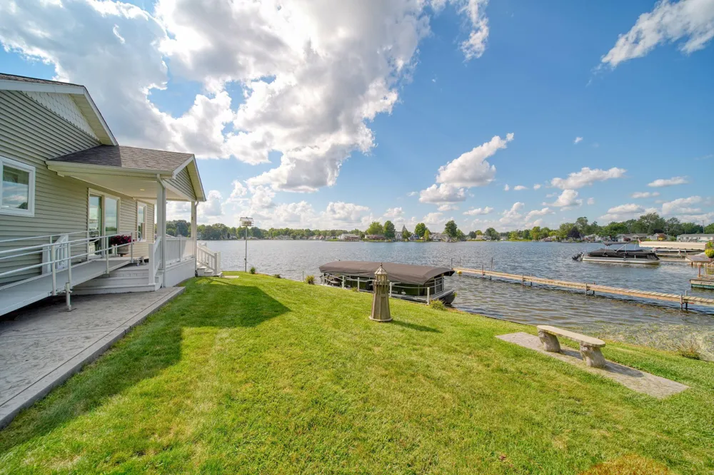 230 Cooks Landing Leoni Township, MI 49254