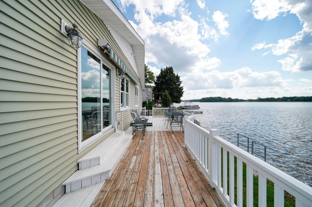 230 Cooks Landing Leoni Township, MI 49254