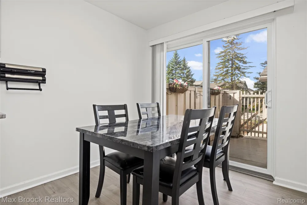 7451 Pebble Point West Bloomfield Charter Township, MI 48322