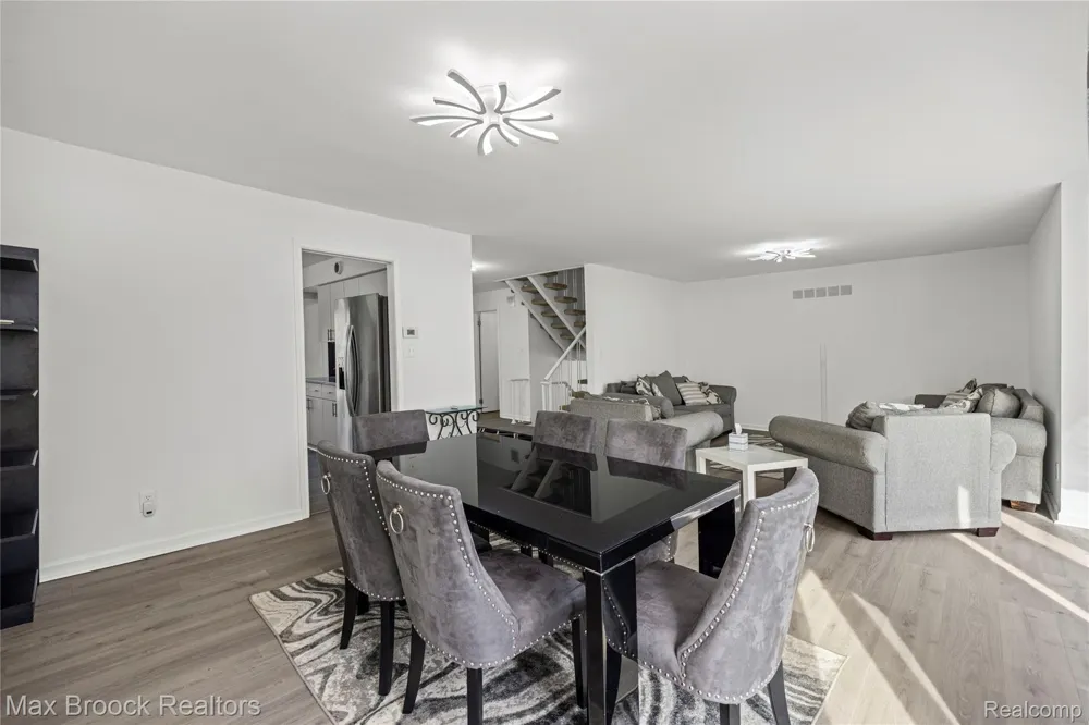 7451 Pebble Point West Bloomfield Charter Township, MI 48322