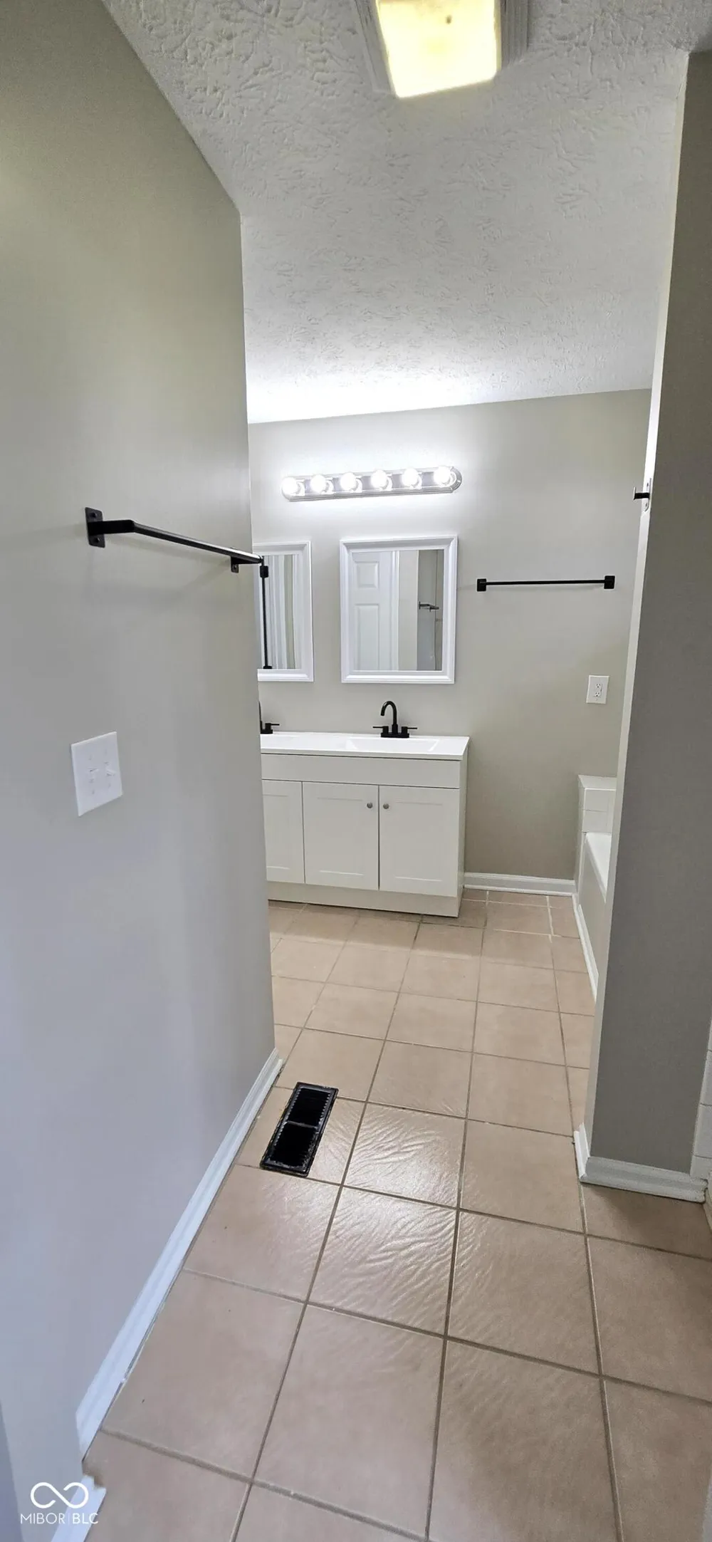 4950 Potomac Square Way #4 Indianapolis, IN 46268
