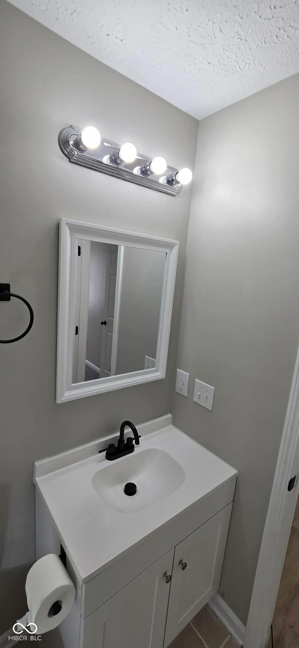 4950 Potomac Square Way #4 Indianapolis, IN 46268