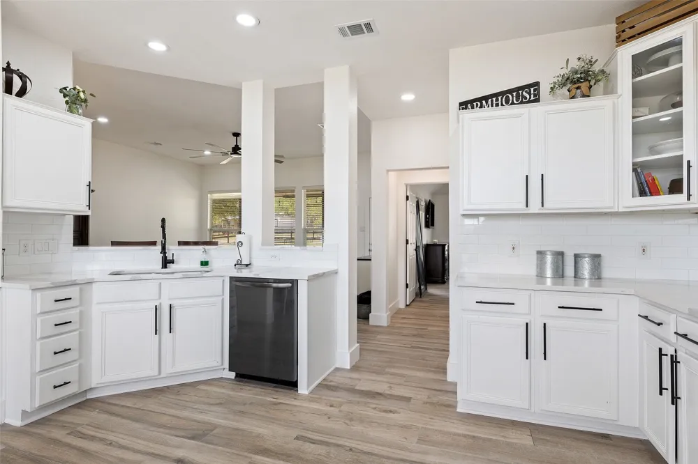 213 Beauchamp Road Dripping Springs, TX 78620