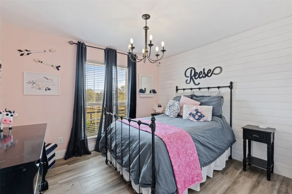 213 Beauchamp Road Dripping Springs, TX 78620