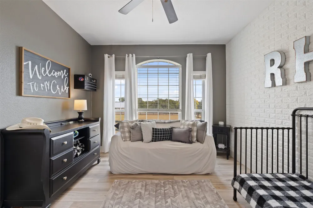 213 Beauchamp Road Dripping Springs, TX 78620