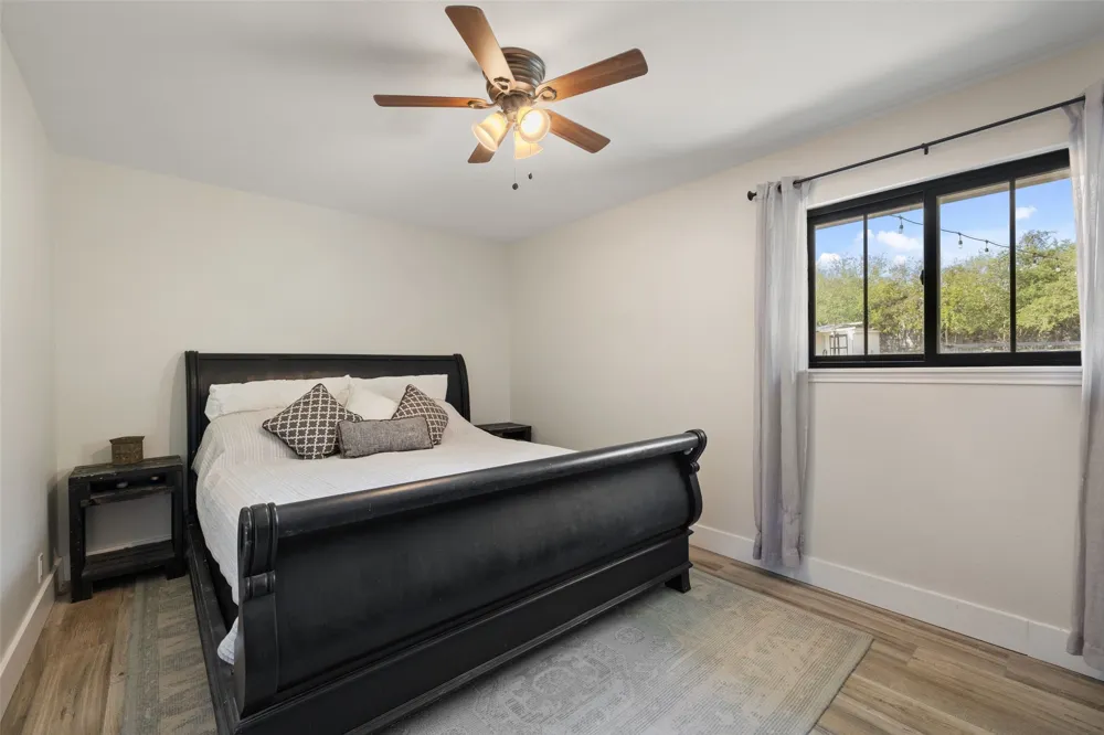 213 Beauchamp Road Dripping Springs, TX 78620