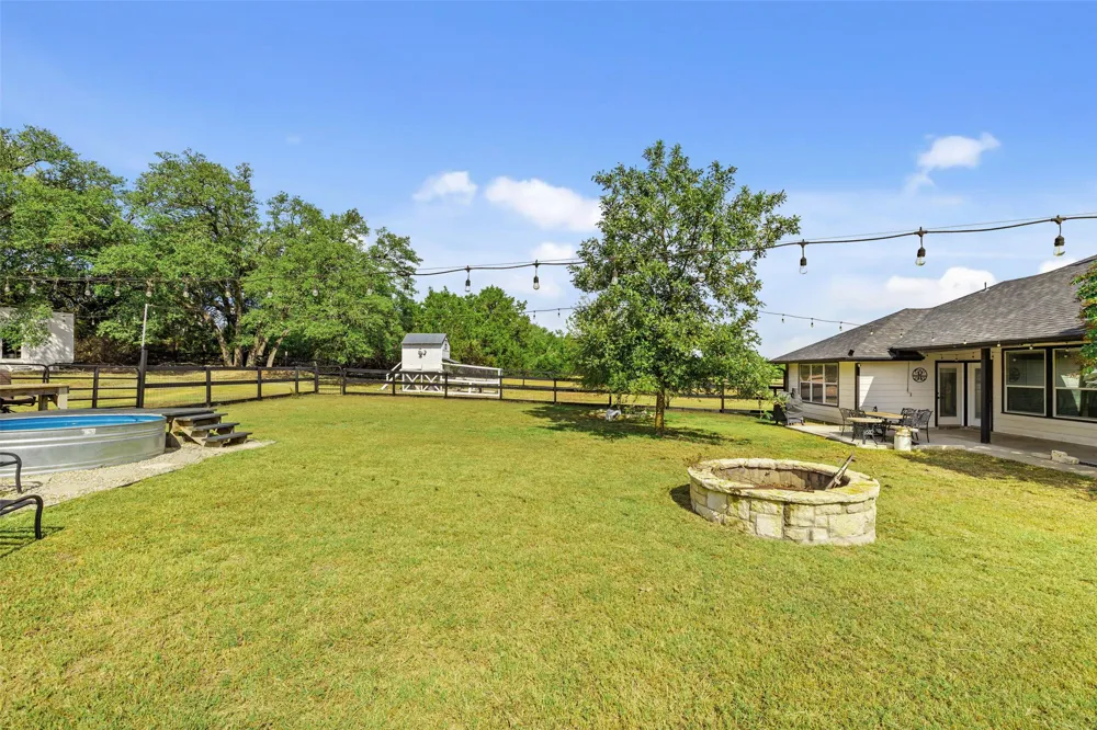213 Beauchamp Road Dripping Springs, TX 78620