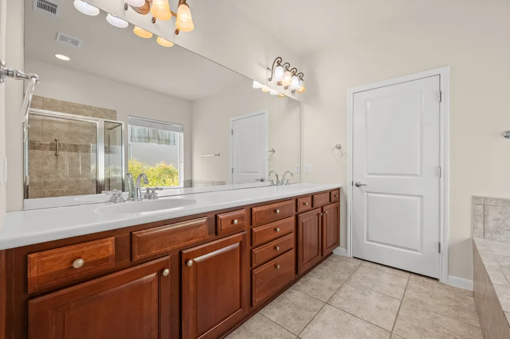 213 Fieldstone Drive Georgetown, TX 78633