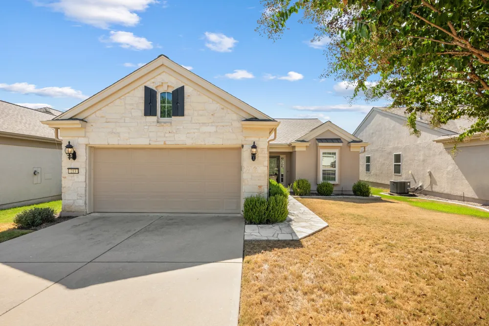 213 Fieldstone Drive Georgetown, TX 78633