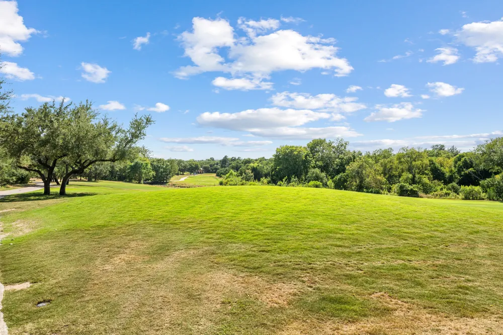 213 Fieldstone Drive Georgetown, TX 78633