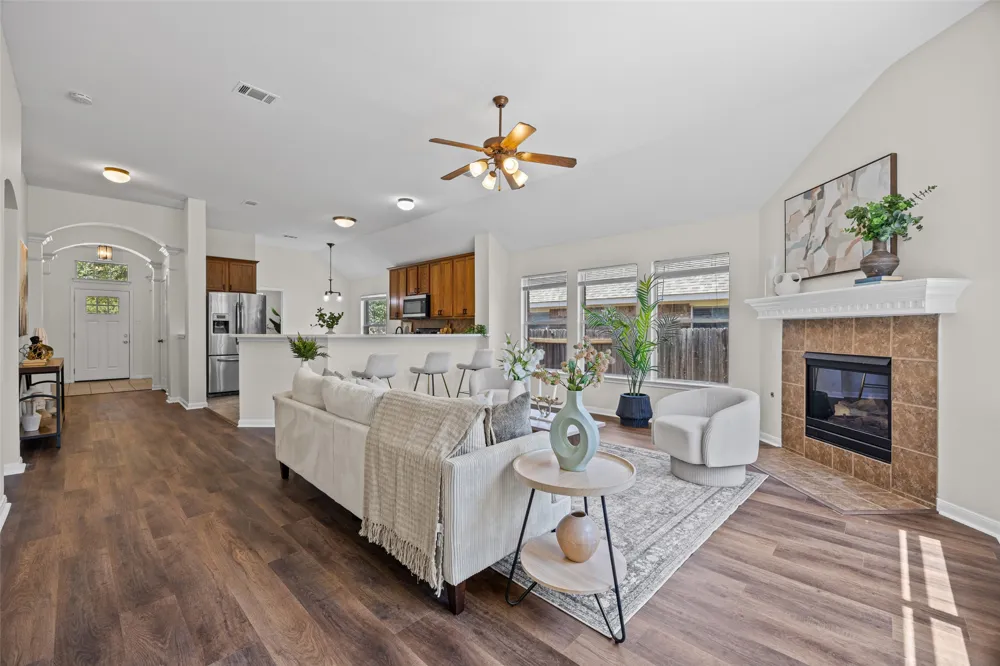 3701 Pine Needle Circle Round Rock, TX 78681