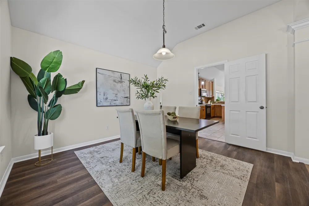 3701 Pine Needle Circle Round Rock, TX 78681