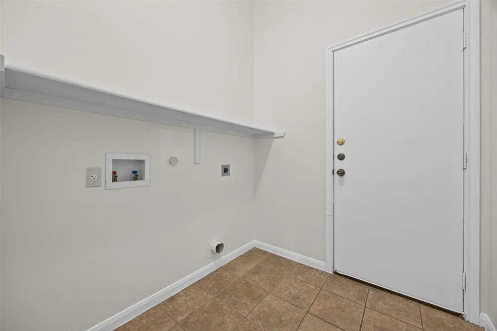3701 Pine Needle Circle Round Rock, TX 78681