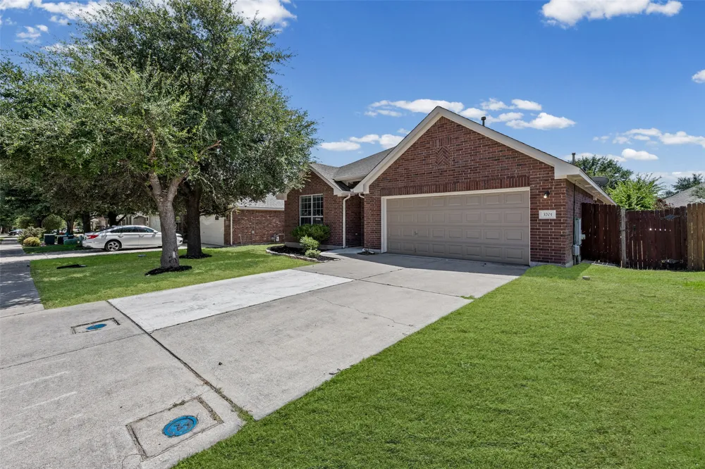 3701 Pine Needle Circle Round Rock, TX 78681