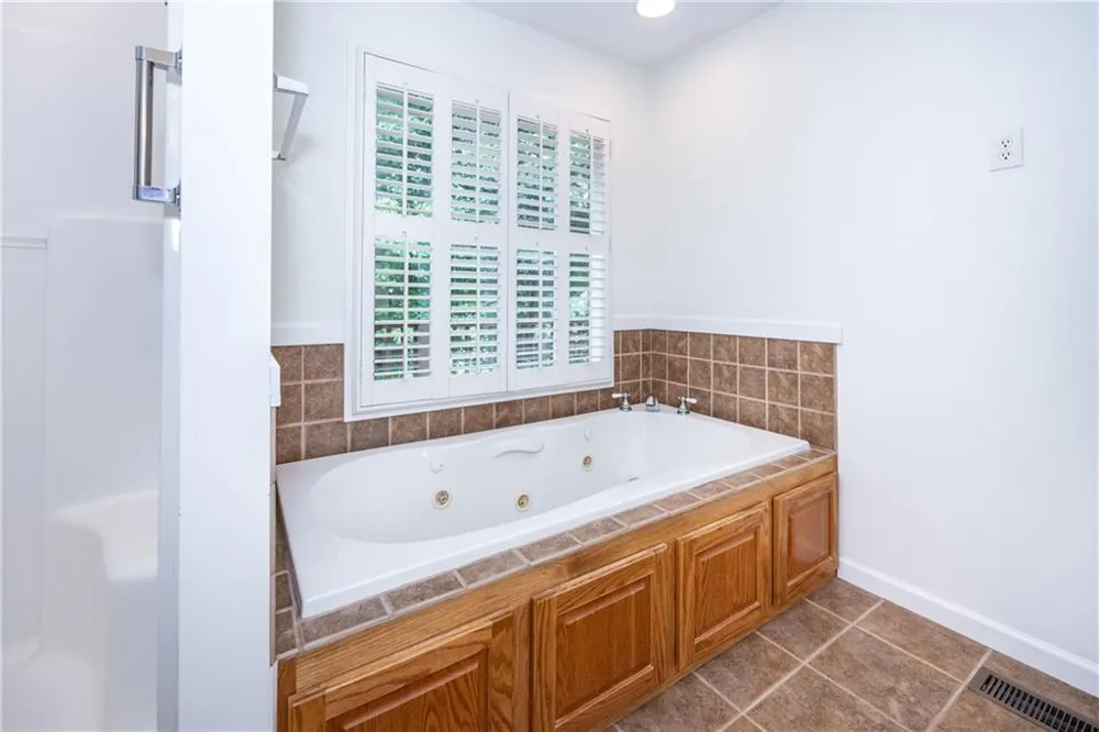 7 Lakeview Circle Ellijay, GA 30536