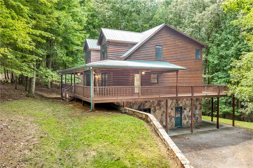 7 Lakeview Circle Ellijay, GA 30536