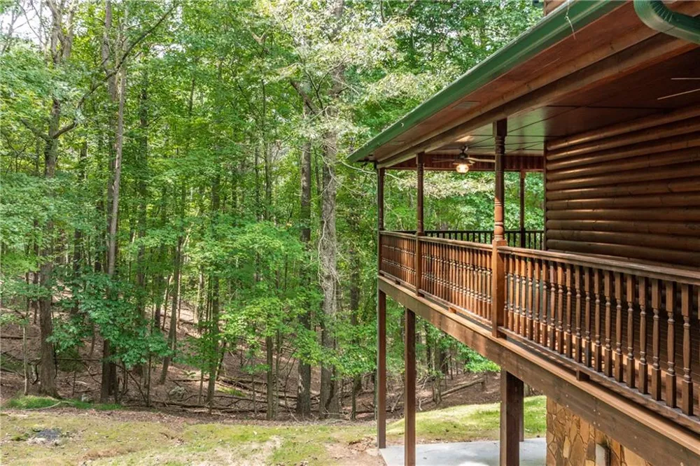 7 Lakeview Circle Ellijay, GA 30536