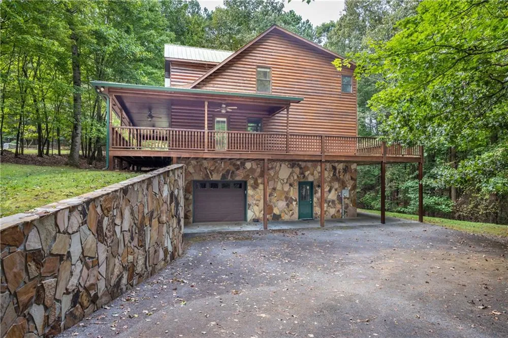 7 Lakeview Circle Ellijay, GA 30536