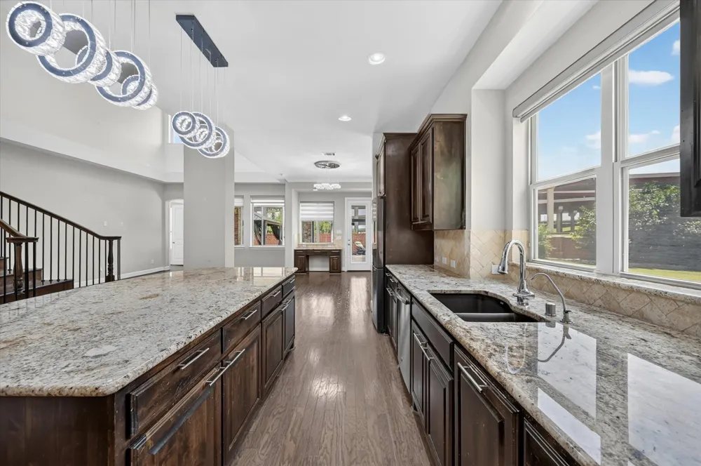 7840 Renderbrook Bend Irving, TX 75063
