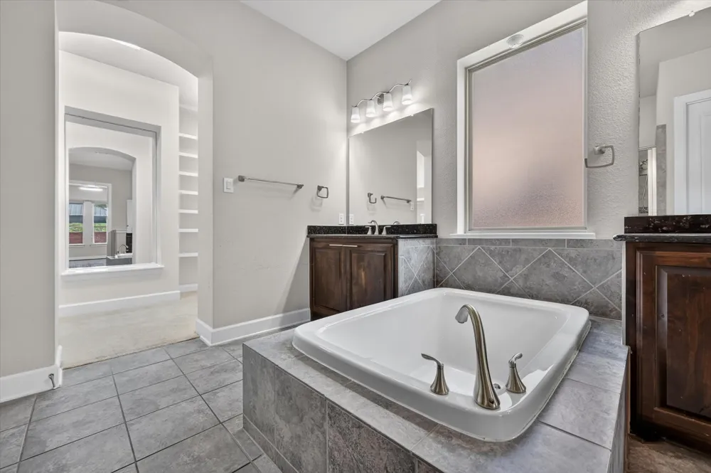 7840 Renderbrook Bend Irving, TX 75063