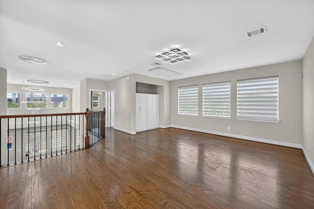 7840 Renderbrook Bend Irving, TX 75063