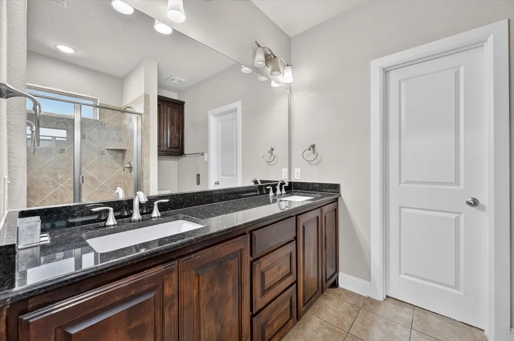 7840 Renderbrook Bend Irving, TX 75063