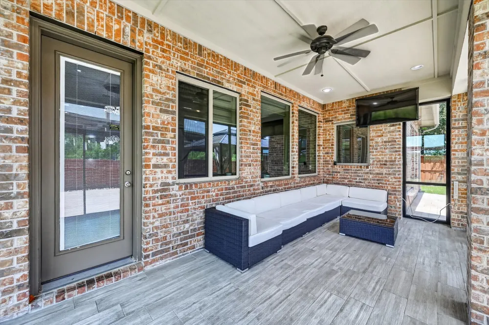 7840 Renderbrook Bend Irving, TX 75063