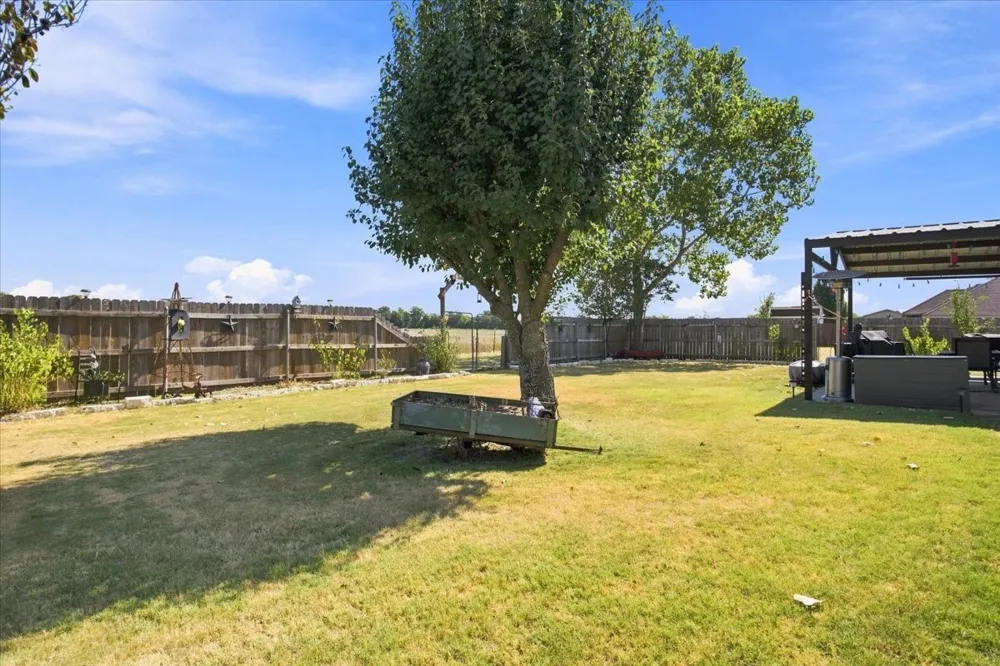 104 Butler Street Savoy, TX 75479